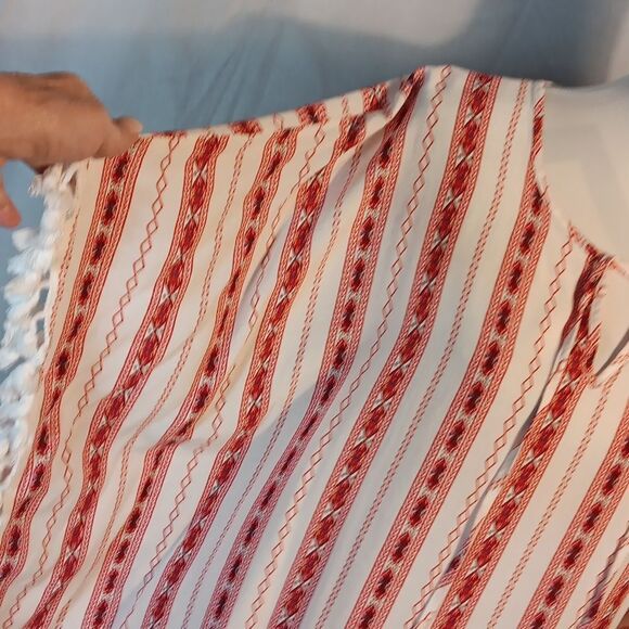 Southwestern Red and White Women's Top - Picture 2 of 7